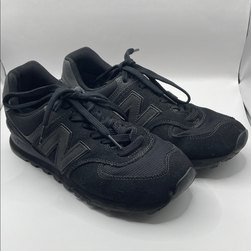 New Balance - 574 Classic Athletic Shoe - Black - 8
